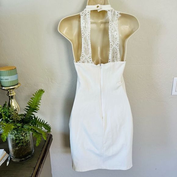 Lulu’s Endlessly Alluring White Lace body con dress size M - Picture 6 of 6
